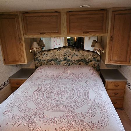 Dark Ridge Hideout Hotel Elk Park Екстериор снимка
